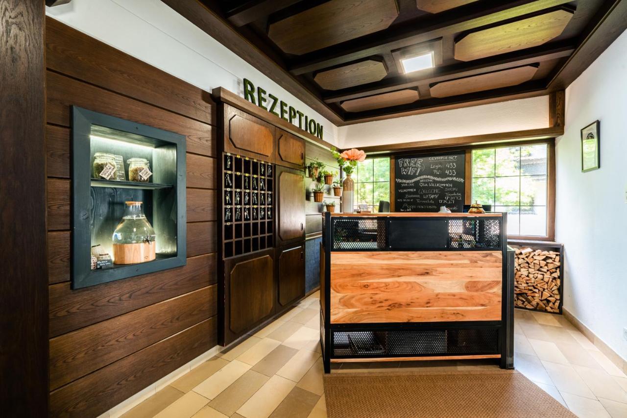 Boutique Hotel Olympia Seefeld in Tirol Exteriör bild