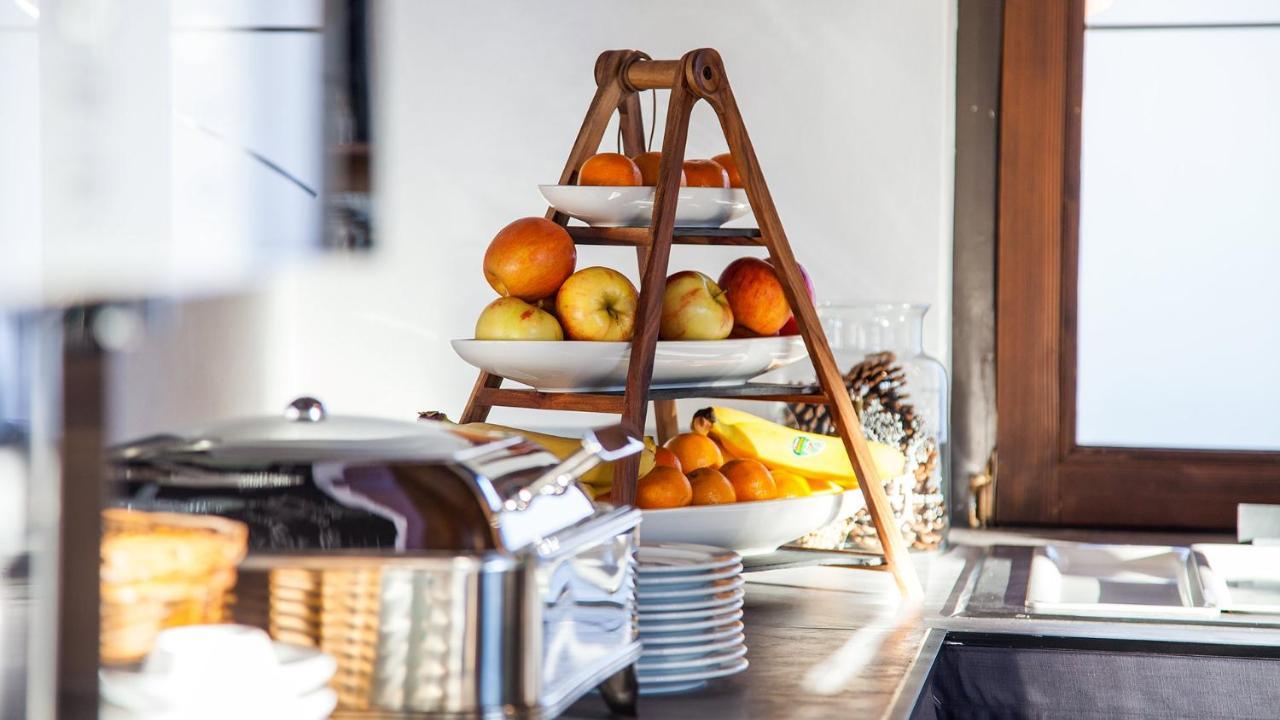 Boutique Hotel Olympia Seefeld in Tirol Exteriör bild